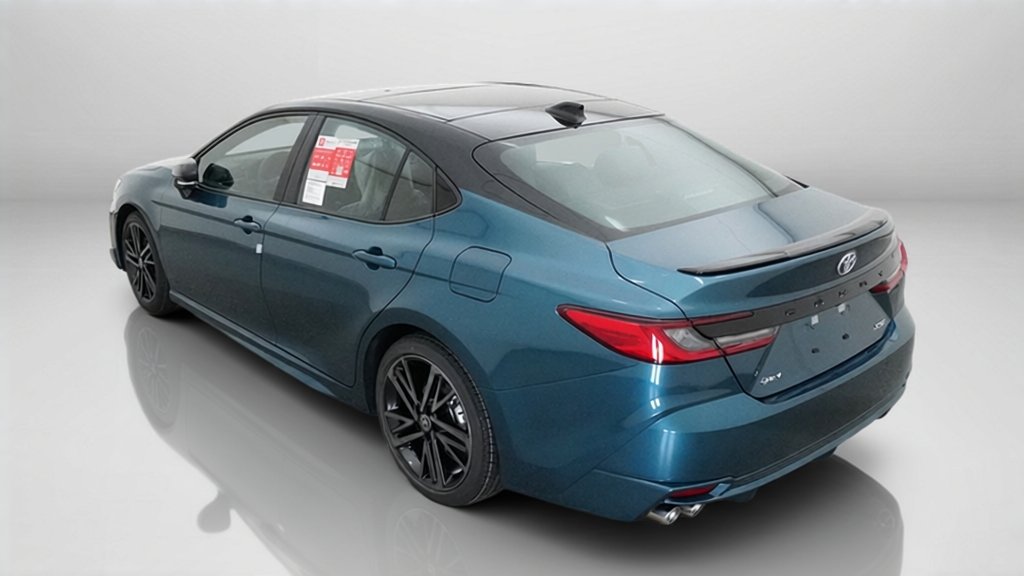 New 2026 Ocean Gem with Midnight Black Metallic roof Toyota XSE image 40