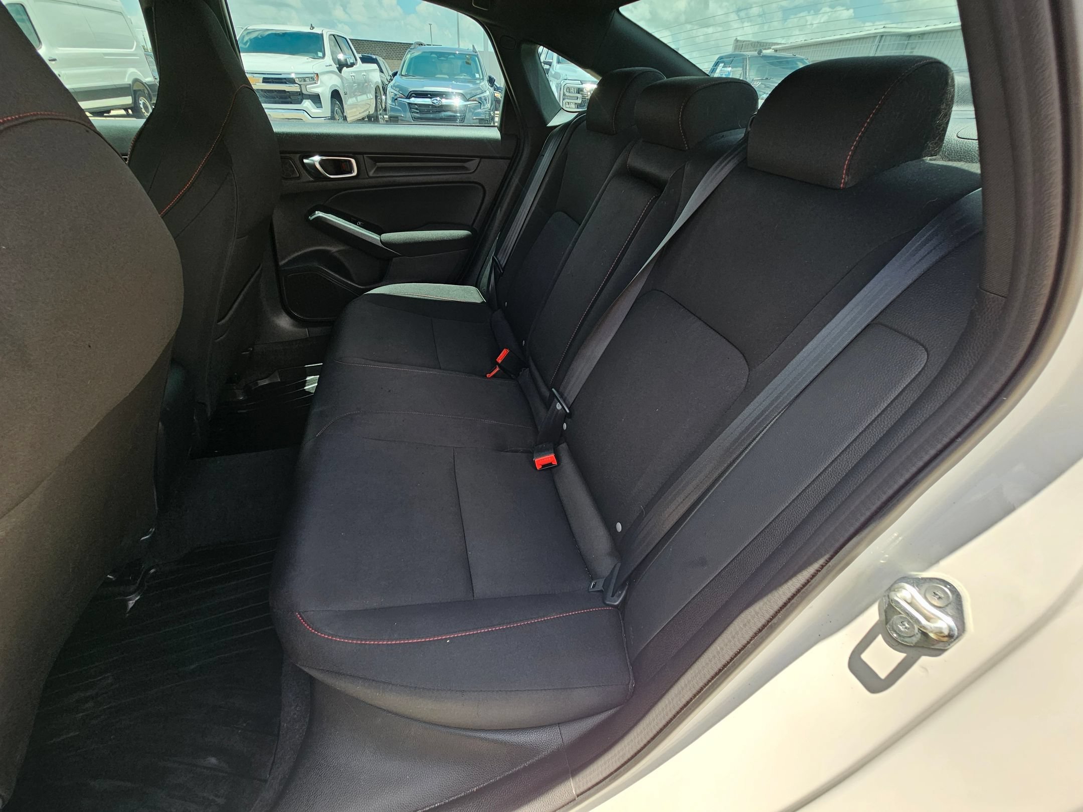 Used 2023 Platinum White Pearl Honda Si image 24