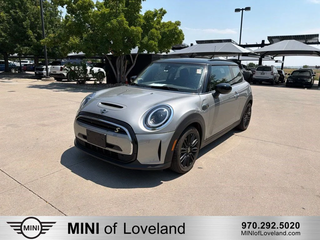 Used 2024 Silver MINI Cooper SE image 1