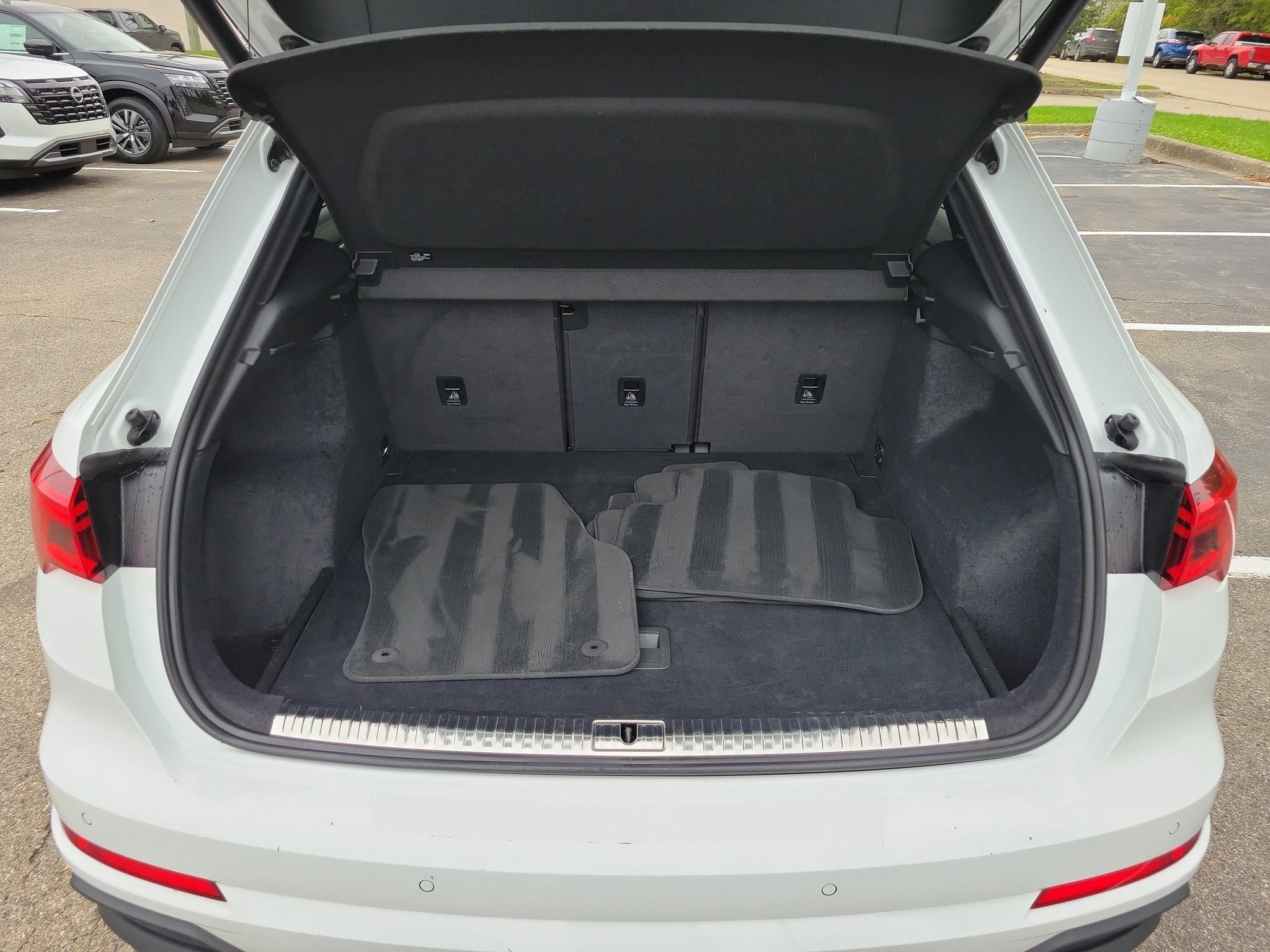 Used 2025 Blud Audi S line Premium image 27