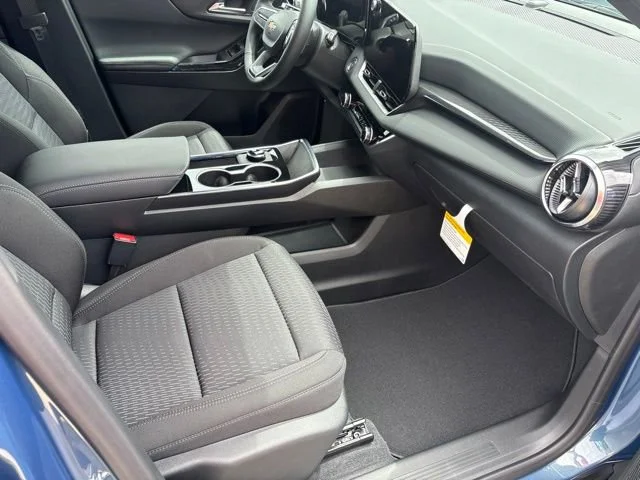 2026 Chevrolet Equinox LT - Photo 12