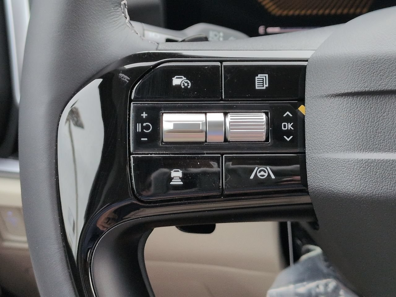 New 2026 Aurora Black Pearl Kia EX image 30