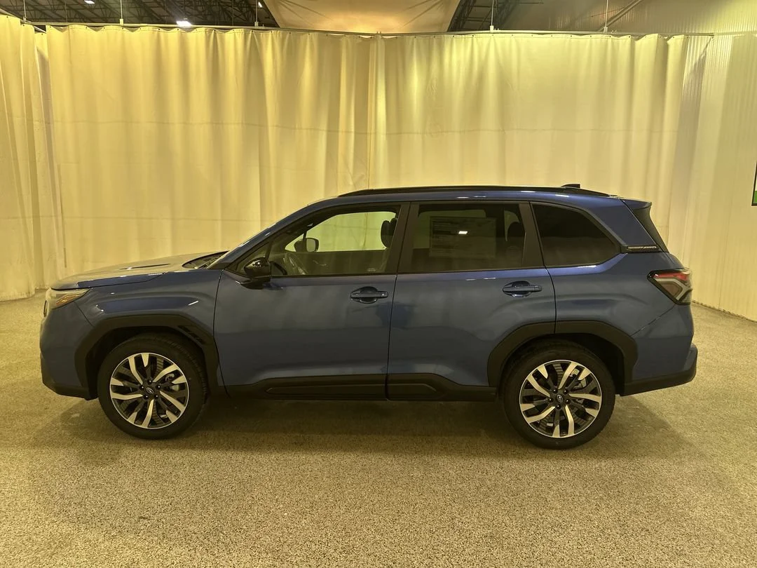 New 2026 Daybreak Blue Pearl Subaru Touring image 6