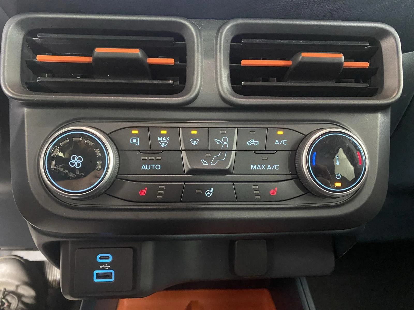 Used 2022 Carbonized Gray Ford XLT image 12