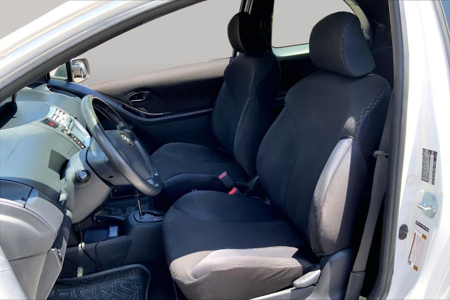 Used 2008 Polar White Toyota S image 6