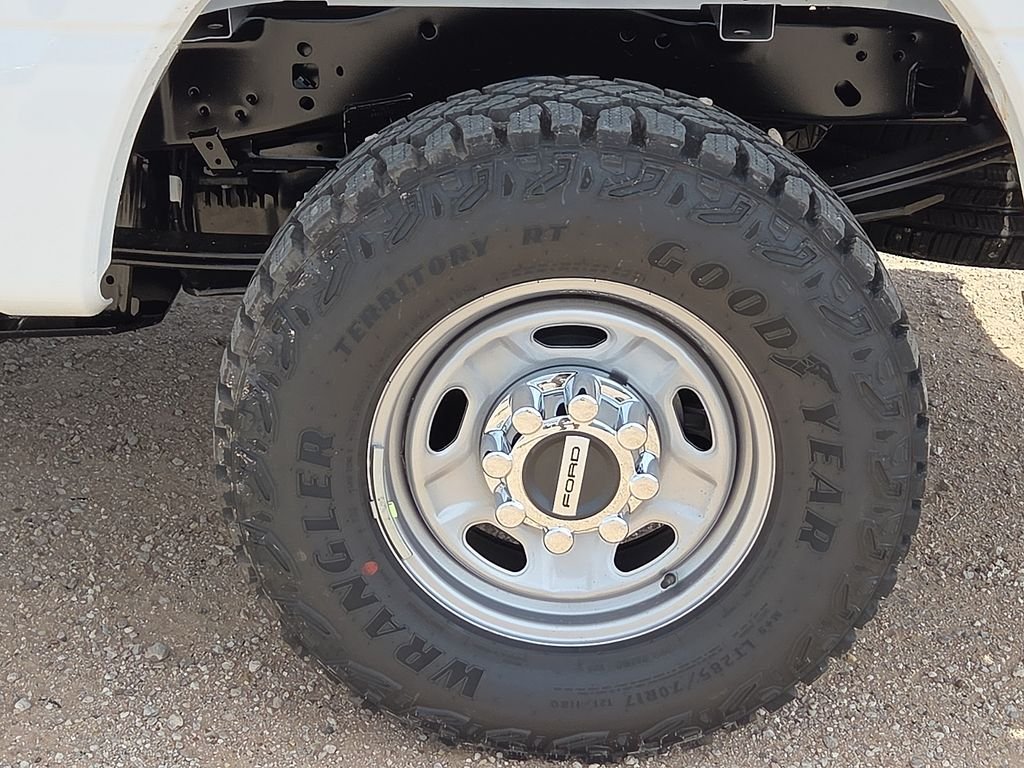 New 2026 White Ford XL image 13