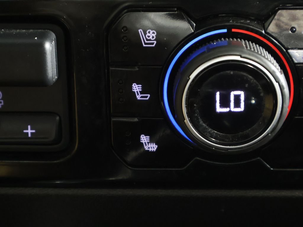 Used 2022 Black Chevrolet High Country image 43