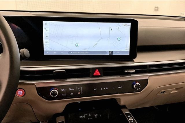 2025 Kia Sorento SX - Photo 31