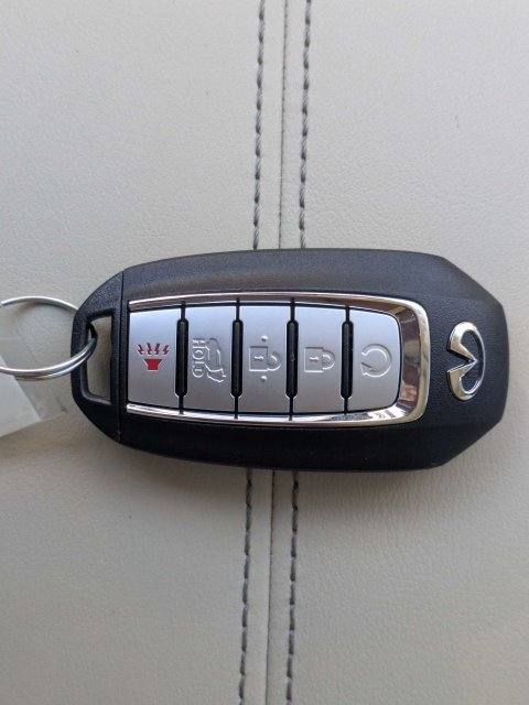 Used 2024 Black INFINITI LUXE image 36