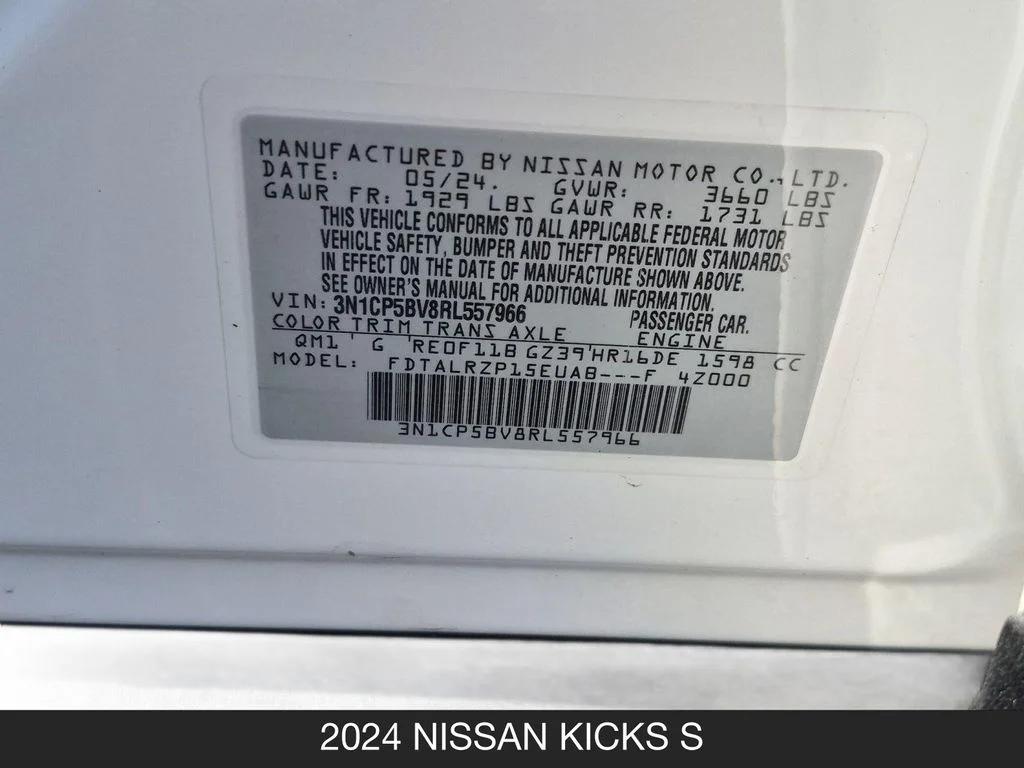 Used 2024 White Nissan S image 25