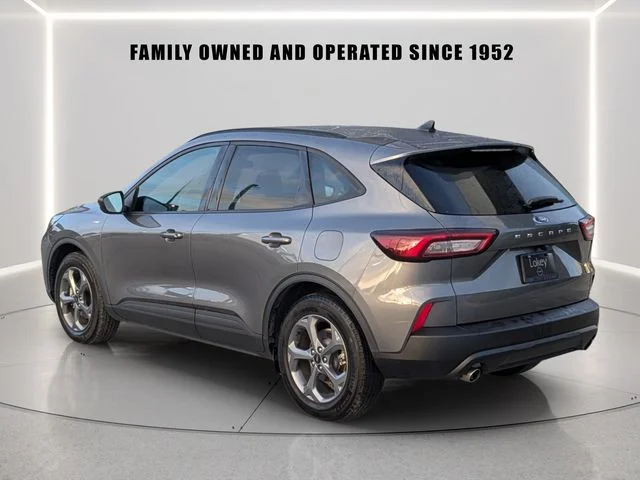 Used 2025 Gray Ford ST-Line image 4