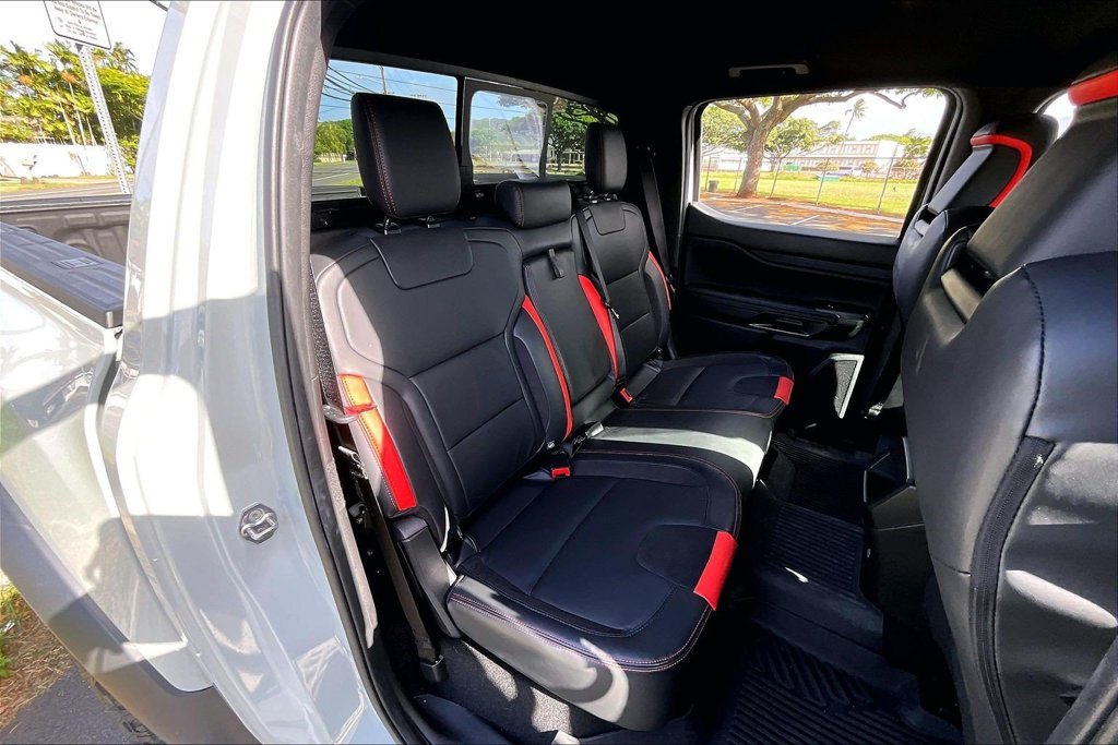 Used 2024 Gray Ford Raptor image 29
