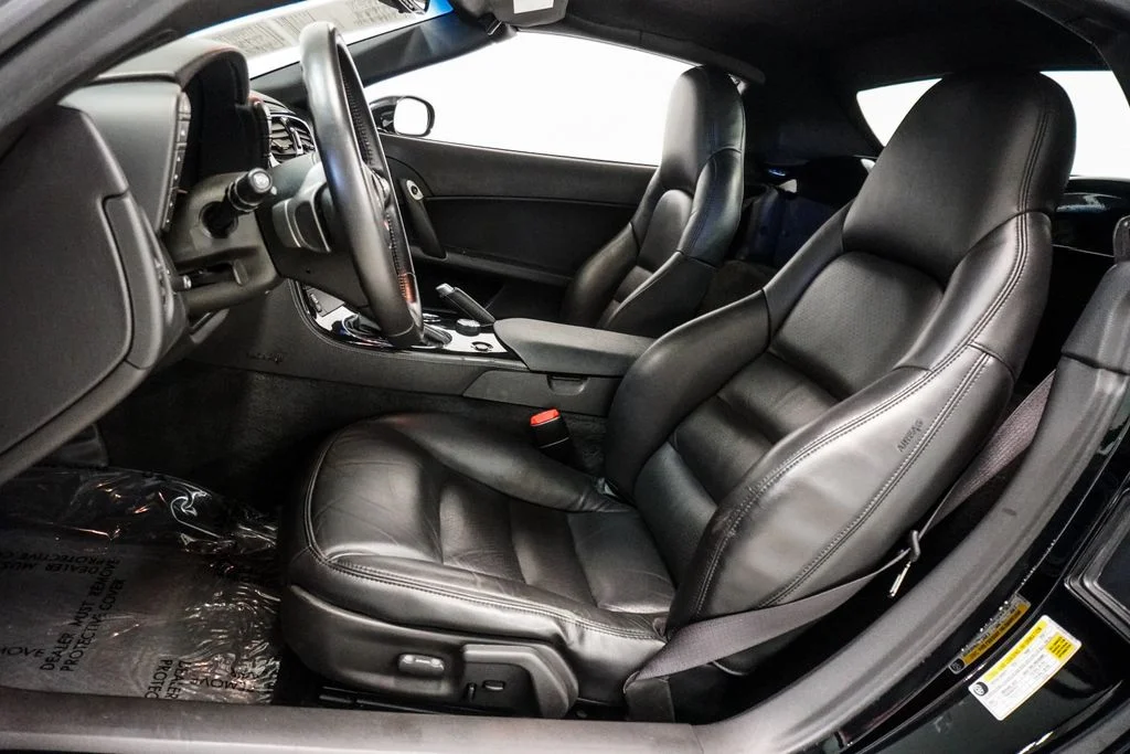 Used 2008 Black Chevrolet Base image 6