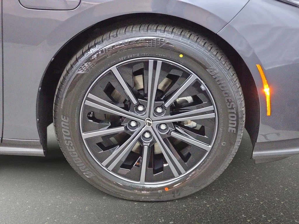 New 2026 Cloudburst Gray Lexus  image 31