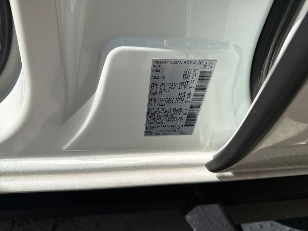 Used 2025 White Nissan PRO-4X image 25