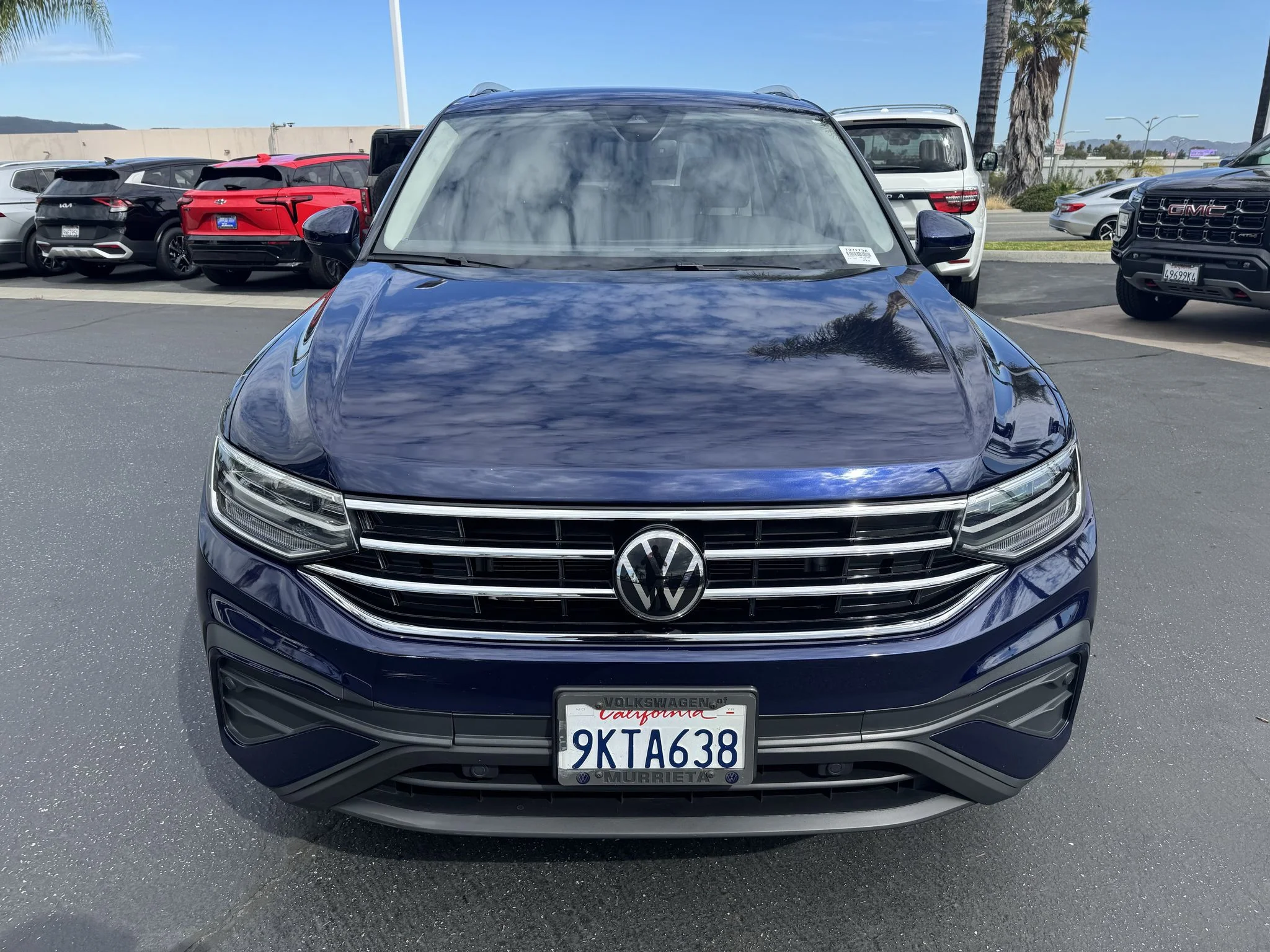 Used 2023 Atlantic Blue Metallic Volkswagen SE image 2