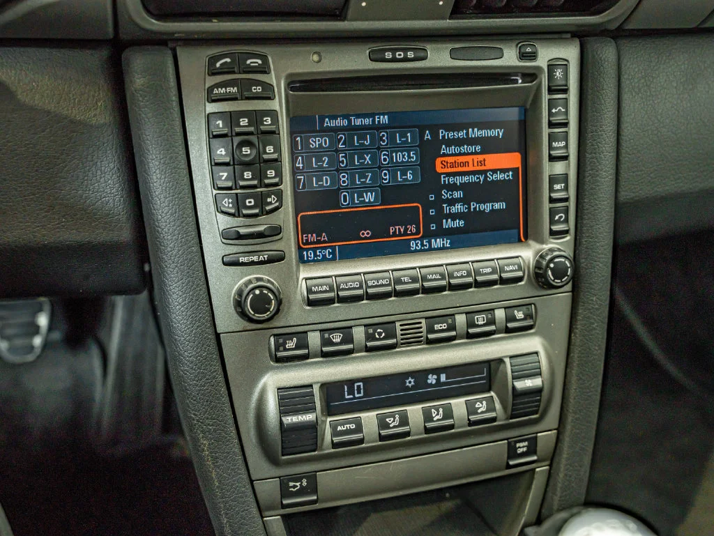 Used 2007 Black Porsche Carrera image 32