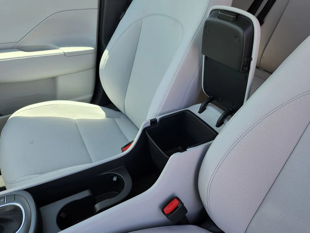 New 2026 White Hyundai SEL Sport image 27