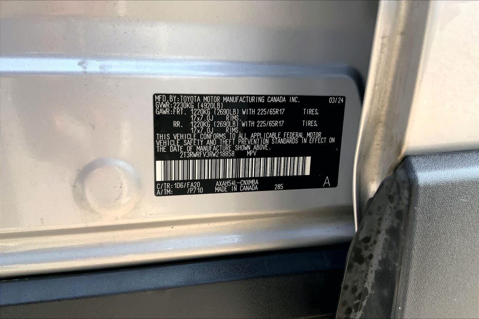 Used 2024 Silver Sky Metallic Toyota Hybrid XLE image 36