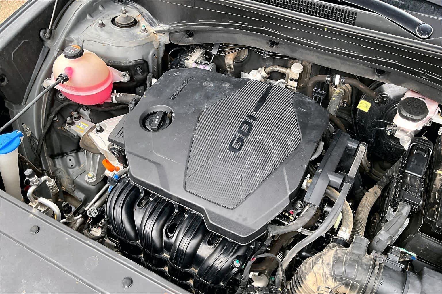 Used 2023 Hampton Gray Hyundai SEL image 32