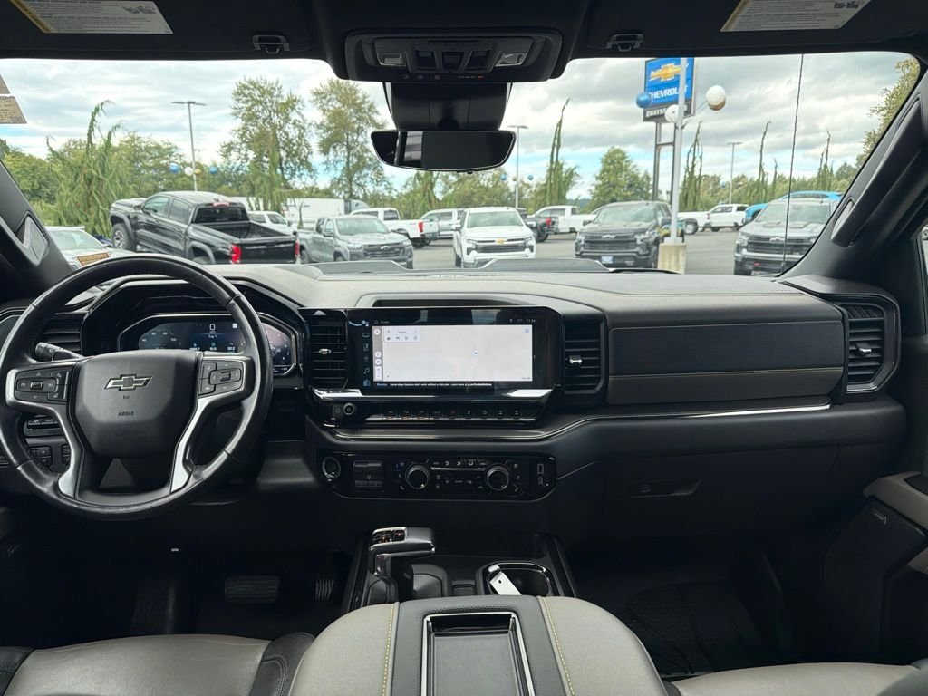 Used 2022 Black Chevrolet ZR2 image 23
