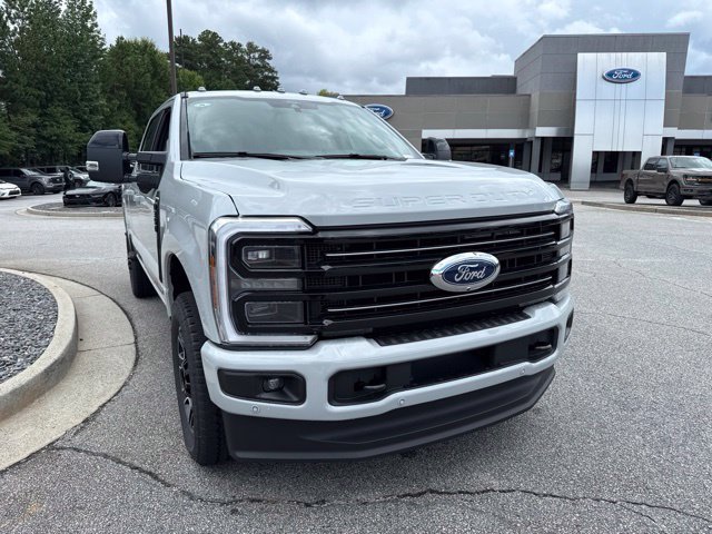 New 2026 Avalanche Ford Platinum image 3