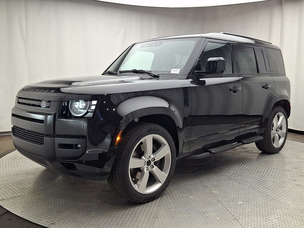New 2026 Santorini Black Land Rover X-Dynamic SE image 1