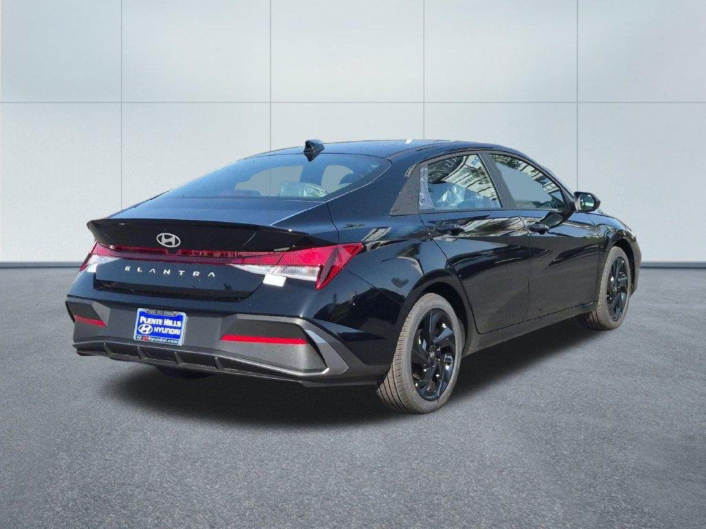 New 2026 Black Hyundai SEL Sport Plus image 6