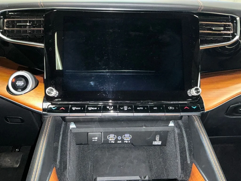 Certified Used 2024 Black Jeep Series III image 19