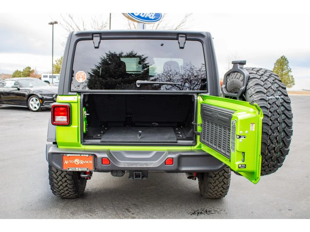 2026 Jeep Wrangler 4-Door Willys - Photo 10