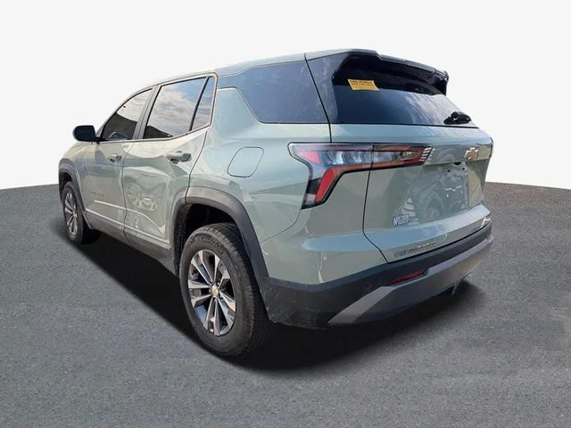 Used 2025 Green Chevrolet LT image 2