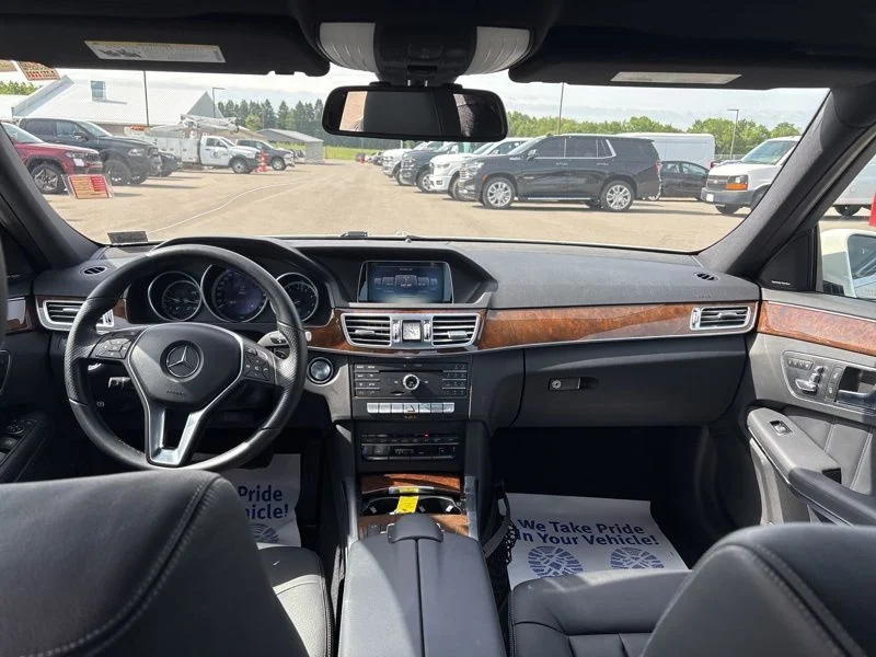 Used 2016  Mercedes-Benz E 350 image 16