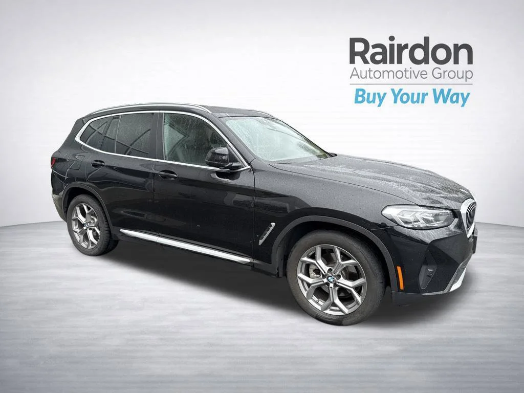 Used 2024 Black BMW xDrive30i image 1