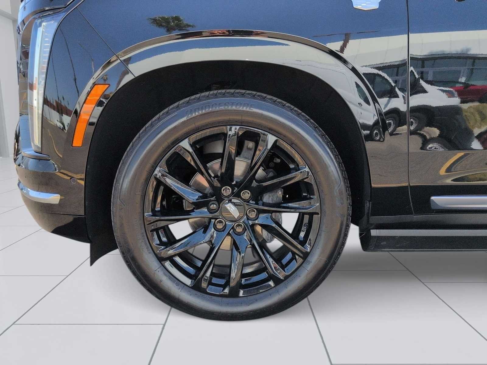 Certified Used 2025 Black Raven Cadillac Premium Luxury image 30