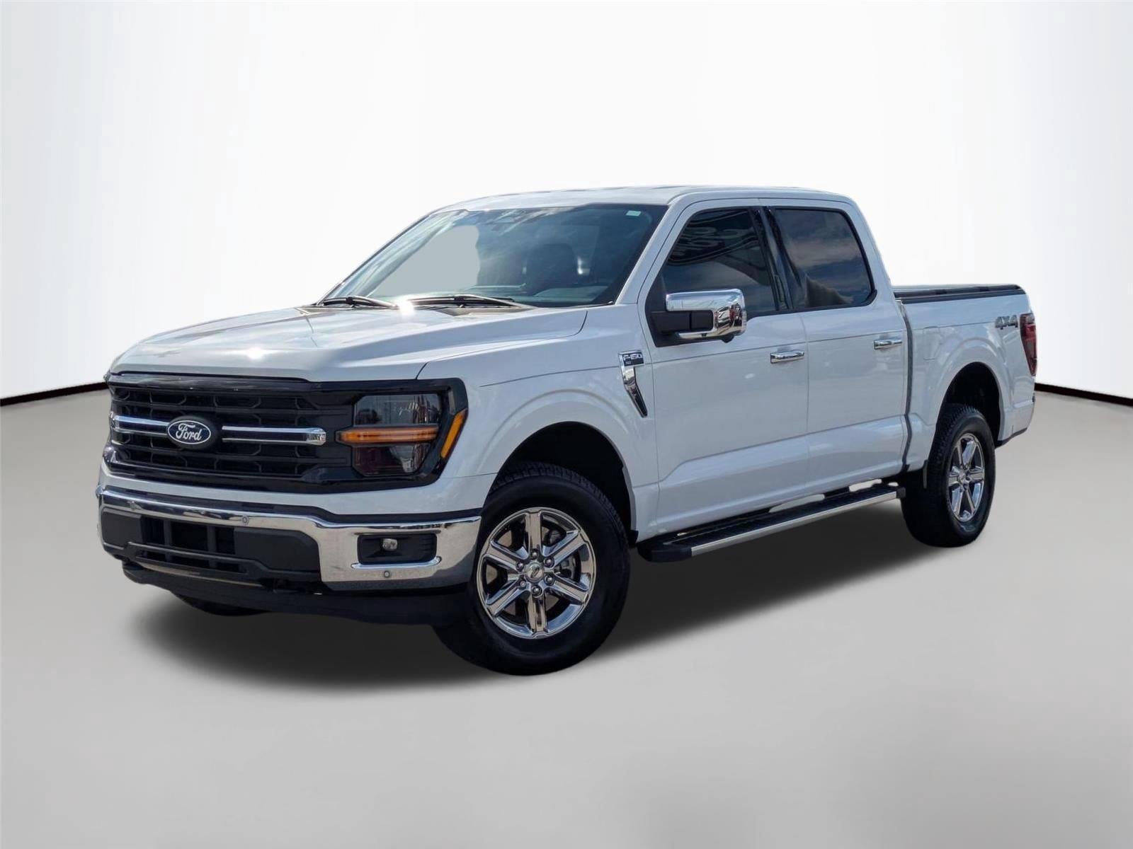 Used 2024 Oxford White FORD XLT image 1