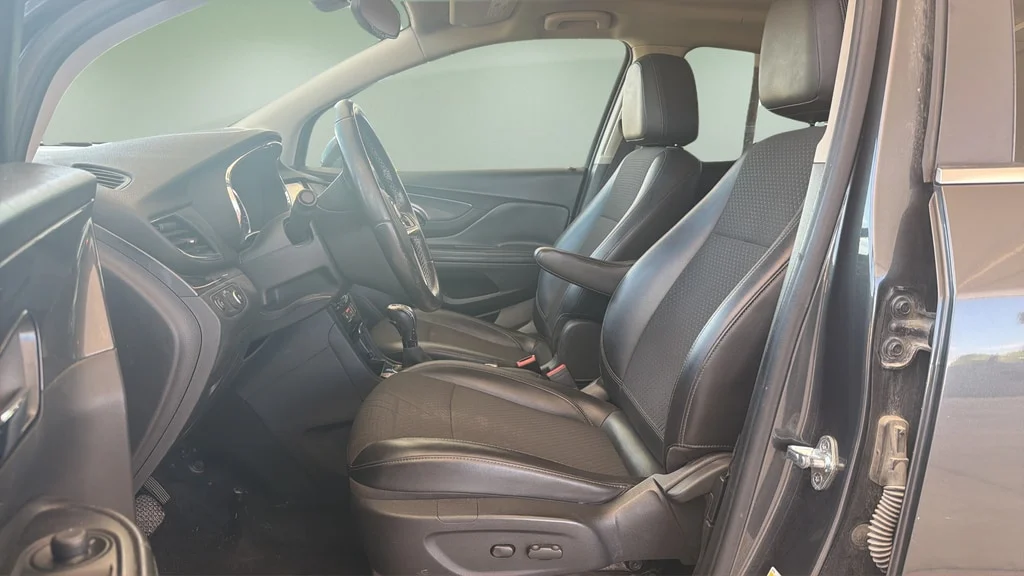 Used 2018 Graphite Gray Buick Preferred image 20