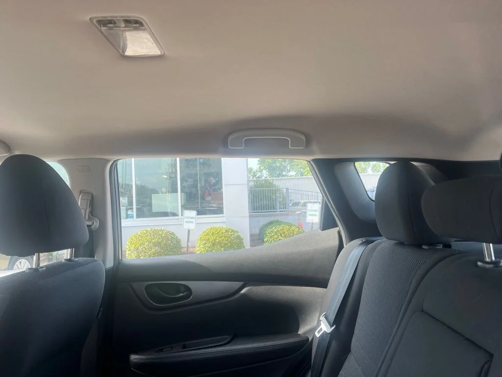 Used 2019 Gray Nissan S image 10