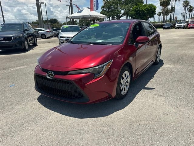 Used 2022 Toyota Corolla LE with VIN 5YFEPMAE1NP365691 for sale in Stuart, FL