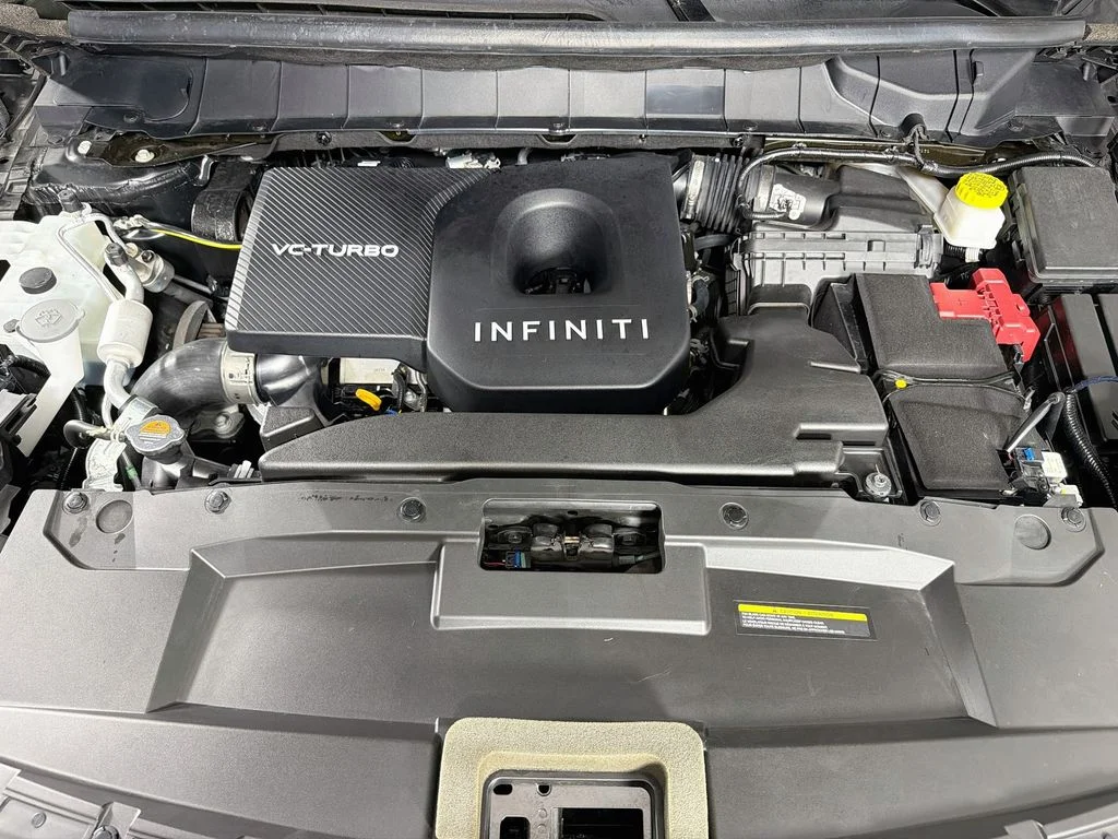 Used 2026 Black INFINITI LUXE image 33