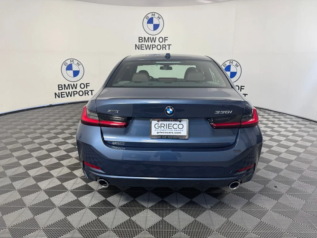 New 2026 Arctic Race Blue metallic BMW 330i xDrive image 7
