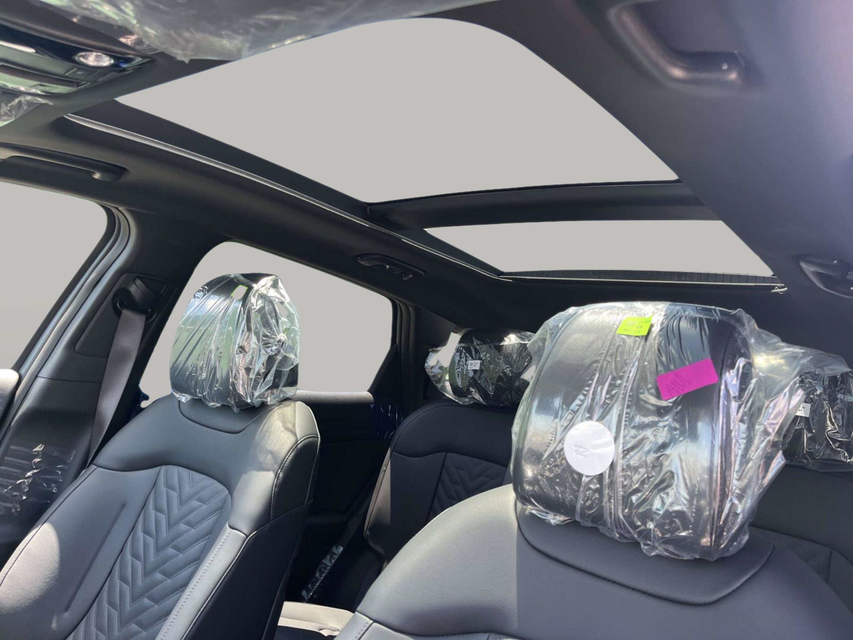 New 2026 Shadow Matte Gray Kia X-Line image 28