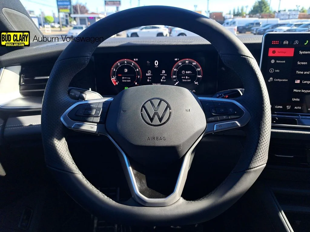 New 2026 White/off-white Volkswagen 2.0T SE R-Line Black image 13