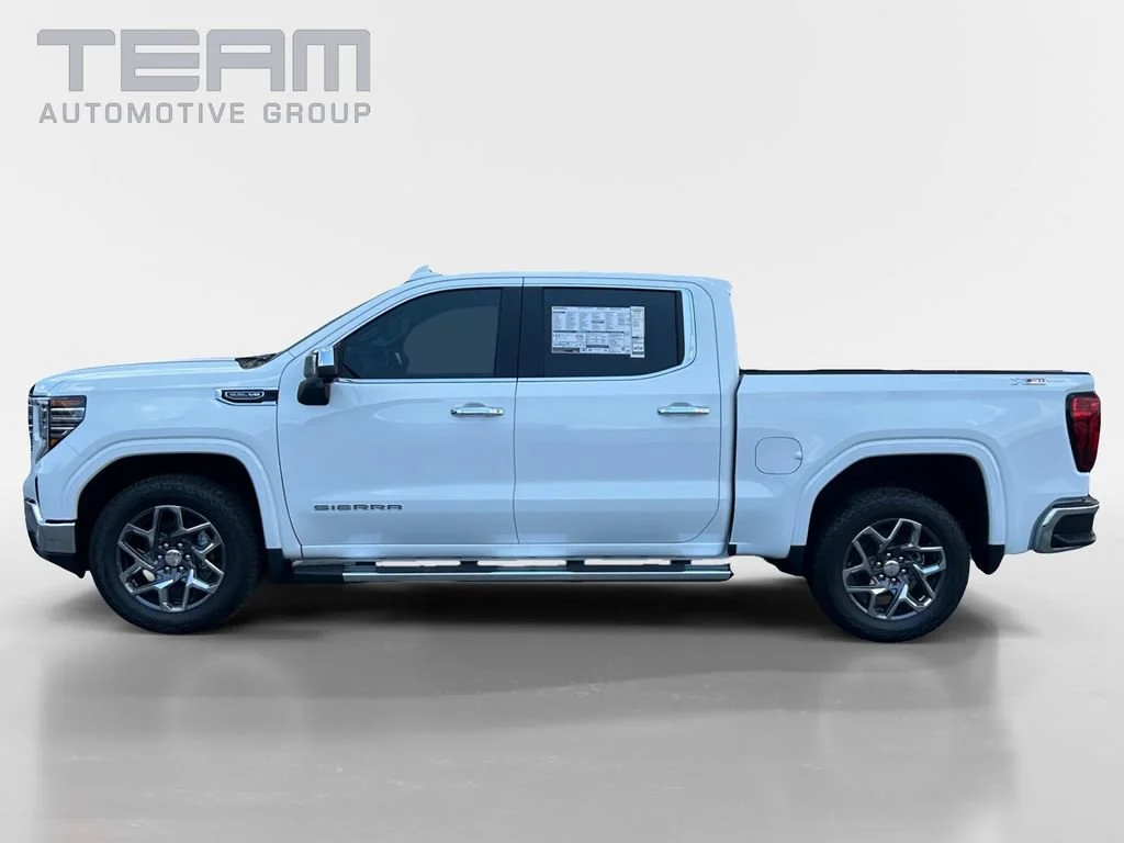 New 2026 Summit White GMC SLT image 4