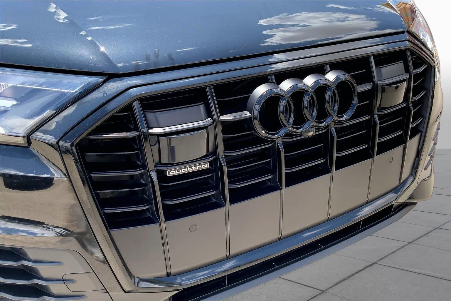 Used 2023 Mythos Black Metallic Audi Premium Plus image 30