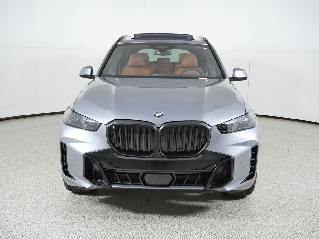 New 2026 Skyscraper Grey Metallic BMW xDrive40i image 2