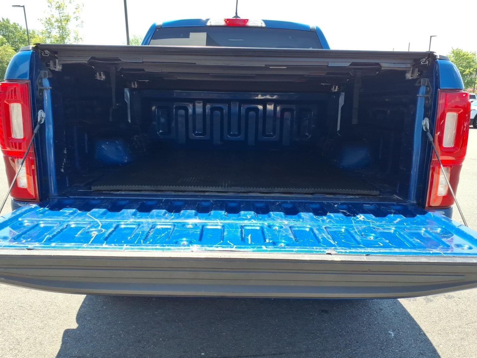 Used 2019  FORD  image 29