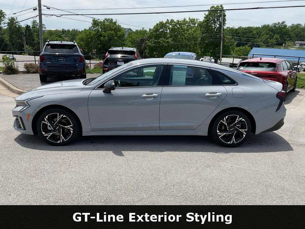 Used 2025 Wolf Gray Kia GT-Line image 6