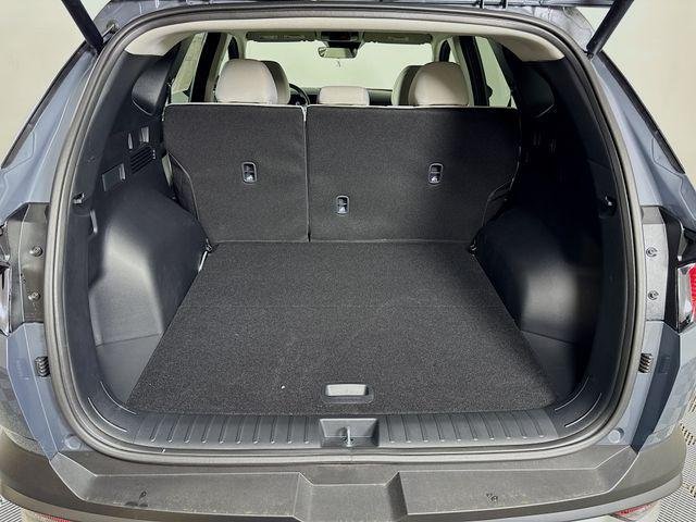 New 2026 Gray Hyundai SEL FWD image 38