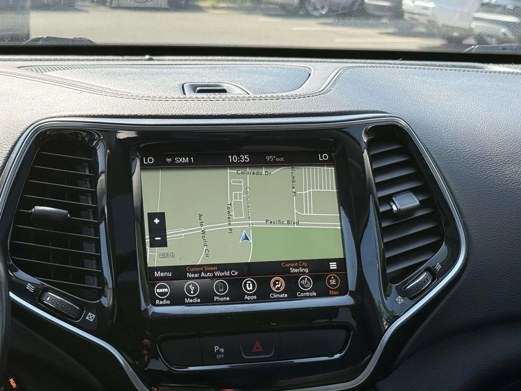 Used 2019 Black Jeep Limited image 3