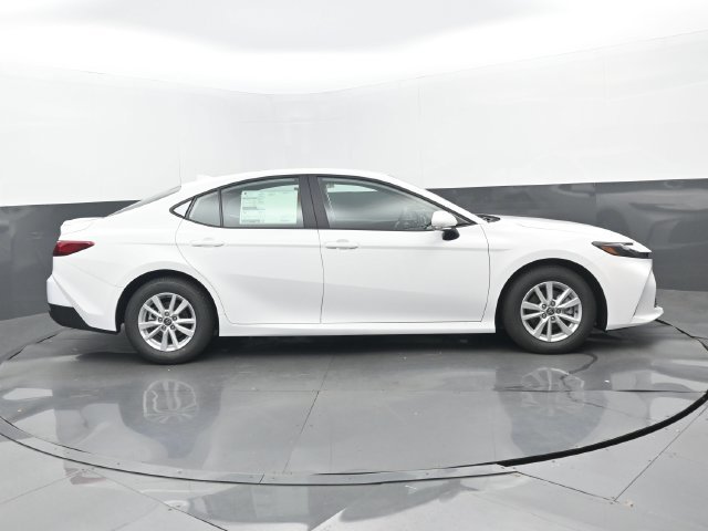 New 2026 Ice Cap Toyota LE image 2